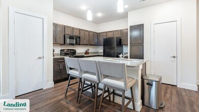 14006 Potranco Rd in San Antonio, TX - Building Photo - Building Photo