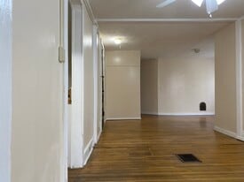 127 Selye Terrace, Unit 2 in Rochester, NY - Building Photo
