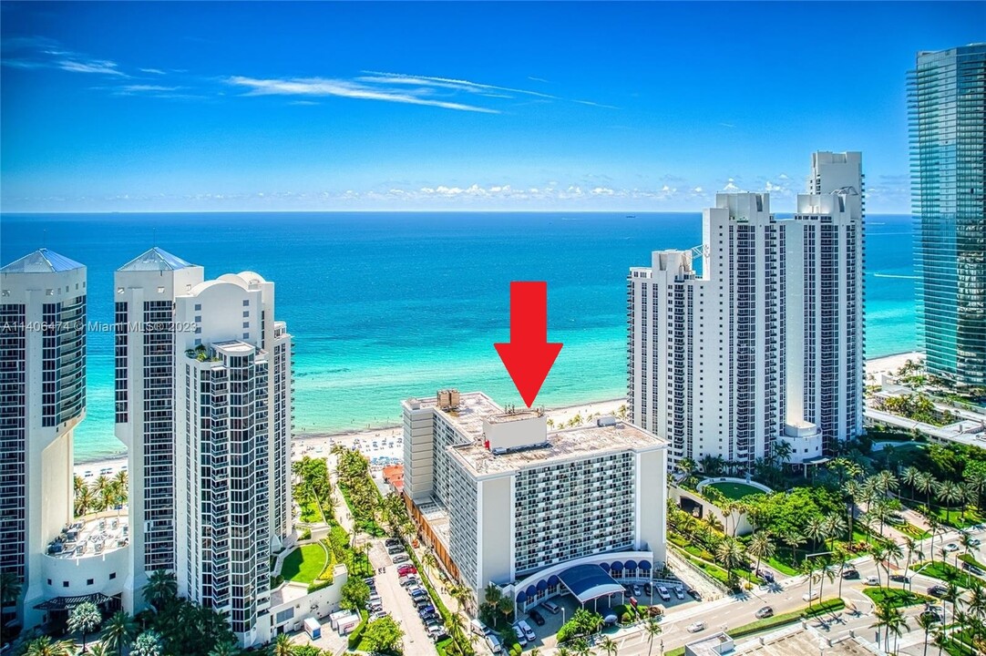 19201 Collins Ave in Sunny Isles Beach, FL - Building Photo