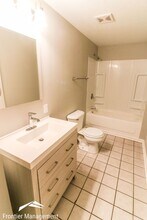 610 N 5th St in Manhattan, KS - Building Photo - Building Photo