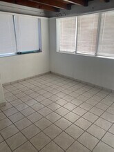 817 81st St, Unit 1 in Miami Beach, FL - Foto de edificio - Building Photo