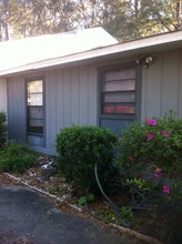 630 SW 67th Ter in Gainesville, FL - Foto de edificio - Building Photo