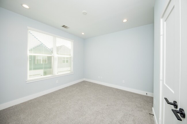 property at 1860 W Tidwell Rd