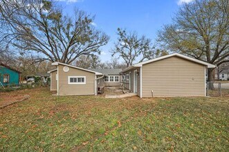 1818 Tyler St in Denton, TX - Building Photo - Building Photo
