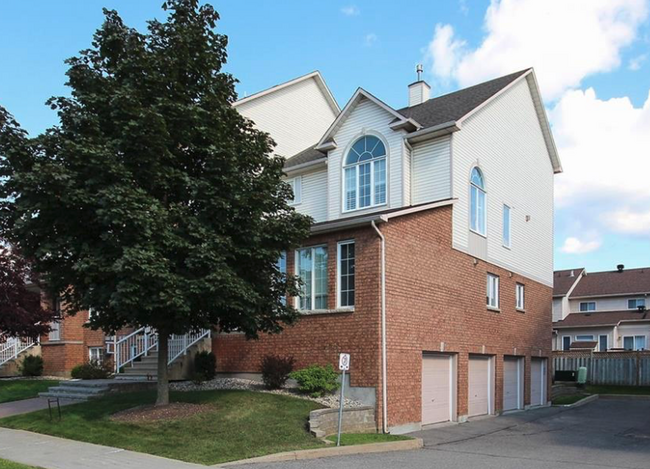 4480 Harper Ave in Ottawa, ON - Building Photo - Building Photo