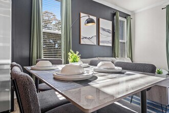 3023 Jolene Ct in Charlotte, NC - Foto de edificio - Building Photo