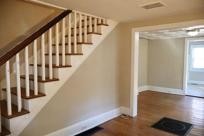 37 Moran Ave in Princeton, NJ - Building Photo - Building Photo