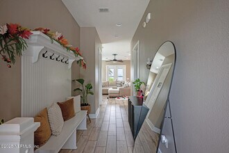 3693 Lightview Ln in Jacksonville, FL - Building Photo - Building Photo