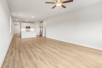 25980 Liberation Rd in Cleveland, TX - Building Photo - Building Photo