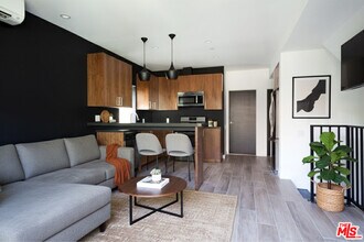 1238 W 30th St in Los Angeles, CA - Building Photo - Building Photo