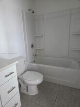 3230 Skyline Lp in Kissimmee, FL - Building Photo - Building Photo