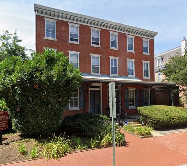 227 W Miner St, Unit 2nd Front