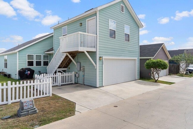 1600 Arbor Knot Dr in Kyle, TX - Building Photo - Building Photo