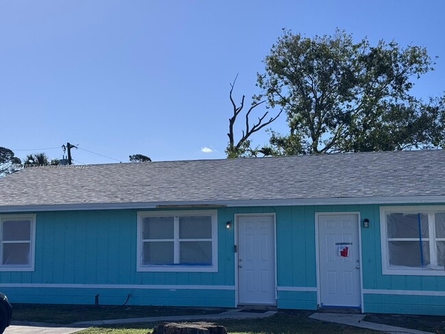 6503 Palomar Pkwy in Fort Pierce, FL - Building Photo - Building Photo