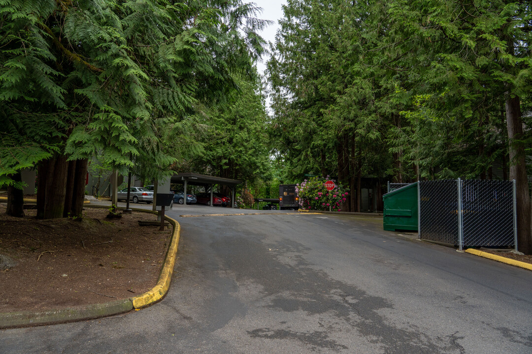 Cedar Ridge Condominium in Redmond, WA - Foto de edificio