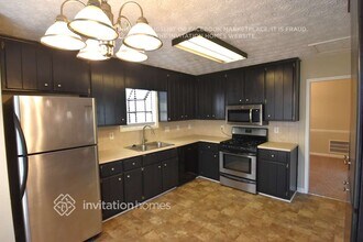 2679 Forest Way NE in Marietta, GA - Foto de edificio - Building Photo