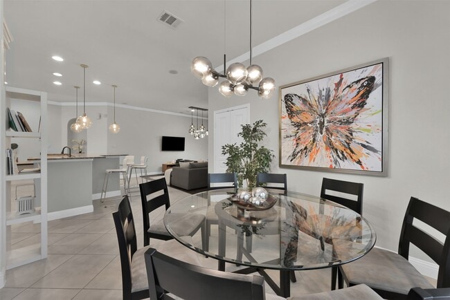 property at 98 Lindenberry Cir