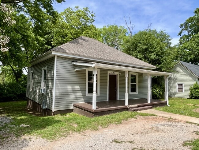 173 Poplar St in Griffin, GA - Building Photo - Building Photo