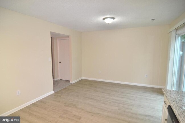 21632 Shangri-La Wy in Lexington Park, MD - Building Photo - Building Photo