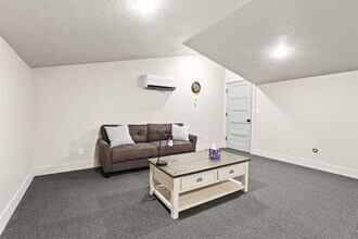 303 CM Rdg Ln in Caldwell, ID - Building Photo - Building Photo