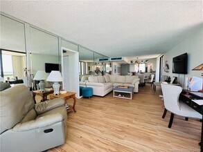 9900 S Ocean Dr in Jensen Beach, FL - Building Photo - Building Photo