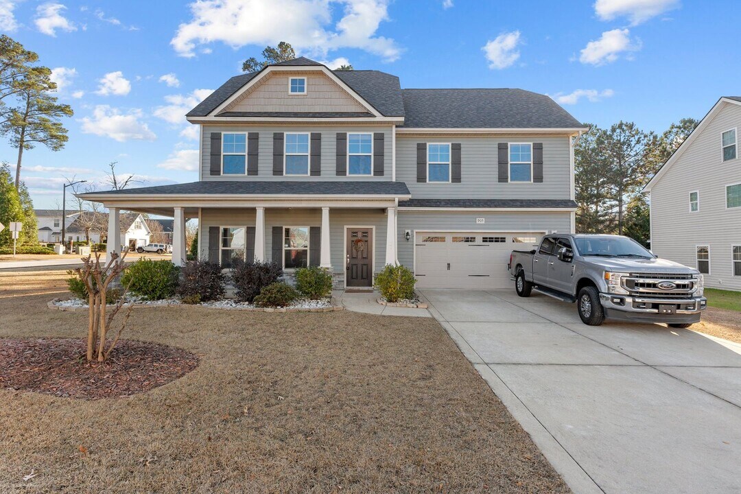 905 Liberty Ln in Fayetteville, NC - Building Photo