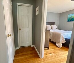95 Orient Way, Unit Spacious 1 Bedroom in Rutherford, NJ - Building Photo - Building Photo