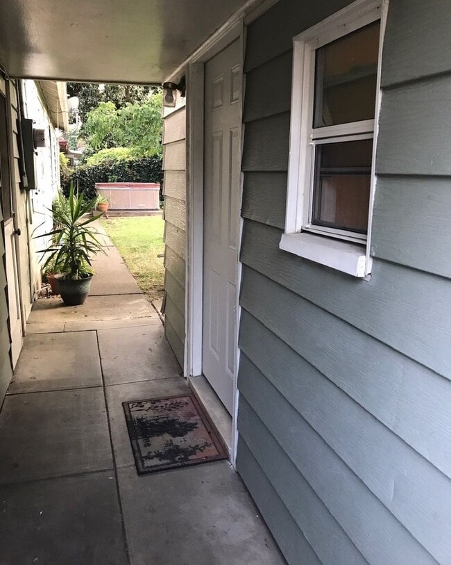 property at 1724 Delaware Ave