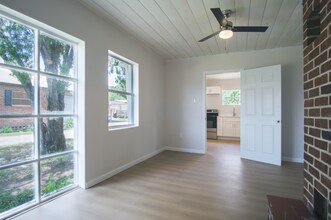 37701 Primo Dr in Dade City, FL - Building Photo - Building Photo