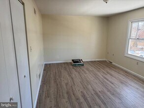 425 Factory St in Carlisle, PA - Building Photo - Building Photo