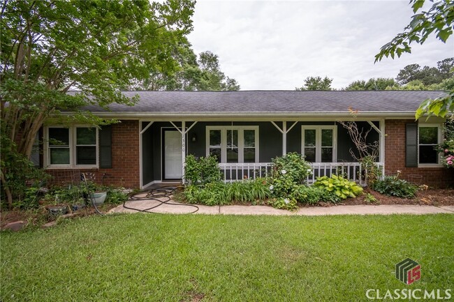 property at 1500 Crooked Creek Rd