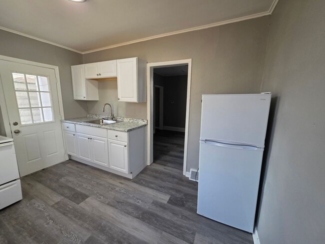 property at 1020 Uvilla St