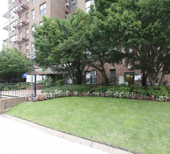 3101 Ocean Pky in Brooklyn, NY - Building Photo - Building Photo