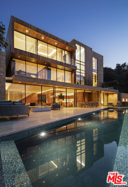 1716 San Remo Dr in Los Angeles, CA - Building Photo