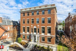 528 N New St in Bethlehem, PA - Building Photo