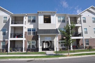 4076 W 1530 N EE-301 in Lehi, UT - Building Photo