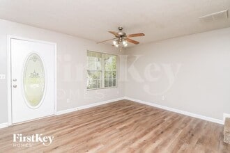 103 Cobblestone Dr in Dallas, GA - Building Photo - Building Photo