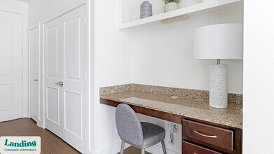 7373 Valley View Ln, Unit 1115 in Dallas, TX - Building Photo - Building Photo