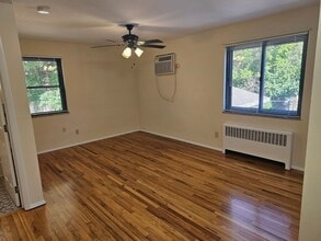 376 Probasco St, Unit 8 in Cincinnati, OH - Foto de edificio - Building Photo