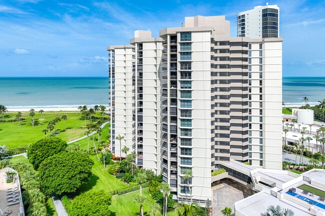property at 4551 Gulf Shore Blvd N