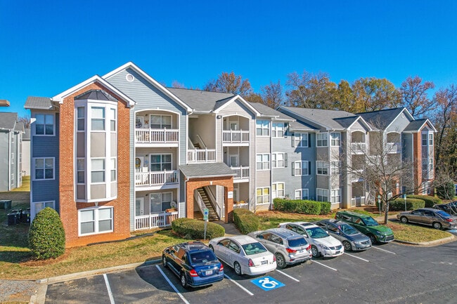 Avana Creekside