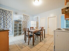 336 Legion Ave in New Haven, CT - Building Photo