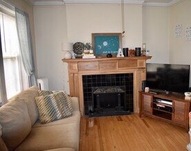 212 N Oak Park Ave, Unit 1DD in Oak Park, IL - Foto de edificio - Building Photo