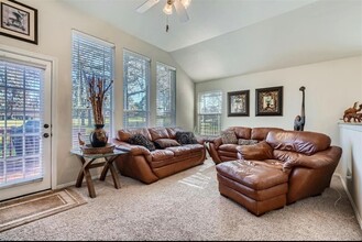 18630 Walden Glen Cir in Humble, TX - Building Photo - Building Photo