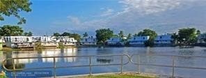 4051 NE 13th Ave, Unit 543 in Oakland Park, FL - Building Photo - Building Photo