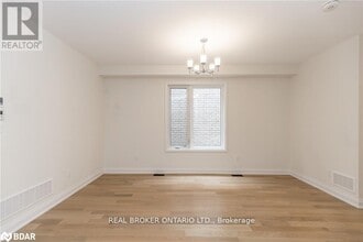 11 Sweet Cicely St in Springwater, ON - Building Photo - Building Photo