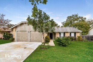 10038 Wind Burn Trail in Converse, TX - Building Photo