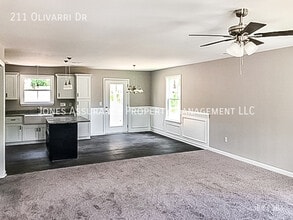 211 Olivarri Dr in Anderson, SC - Building Photo - Building Photo