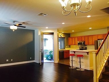 property at 425 S Meadowbrook Dr