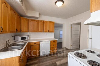 4306 Fisher St in Kansas City, KS - Building Photo - Building Photo